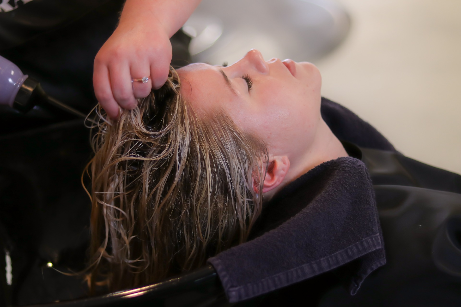 Women salon and beauty parlor